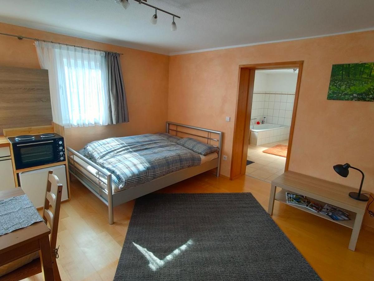 Zentrale & Ruhige Ferienwohnung Mössingen Zewnętrze zdjęcie